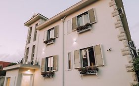 Dea Suite